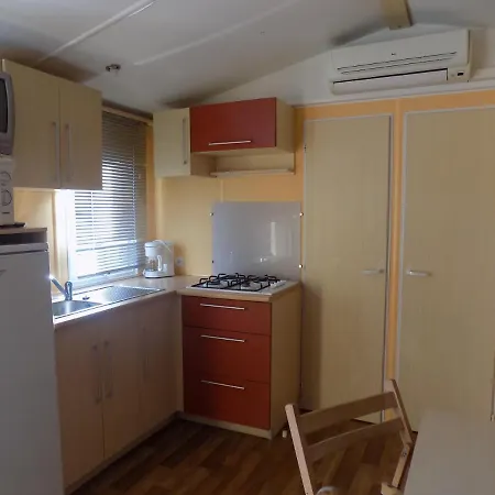 Natur Camping Bungalow T2 Ferienhaus *